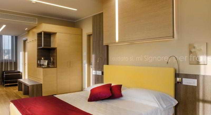 Hotel Il Cantico St. Peter Рим Экстерьер фото